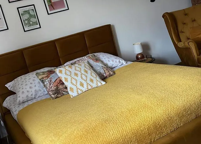 Lu Apartments